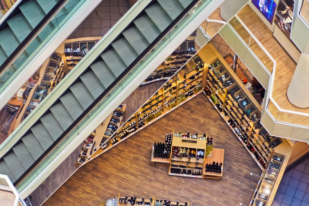 Get Back: The resurgence of physical stores. - MarcoMKT